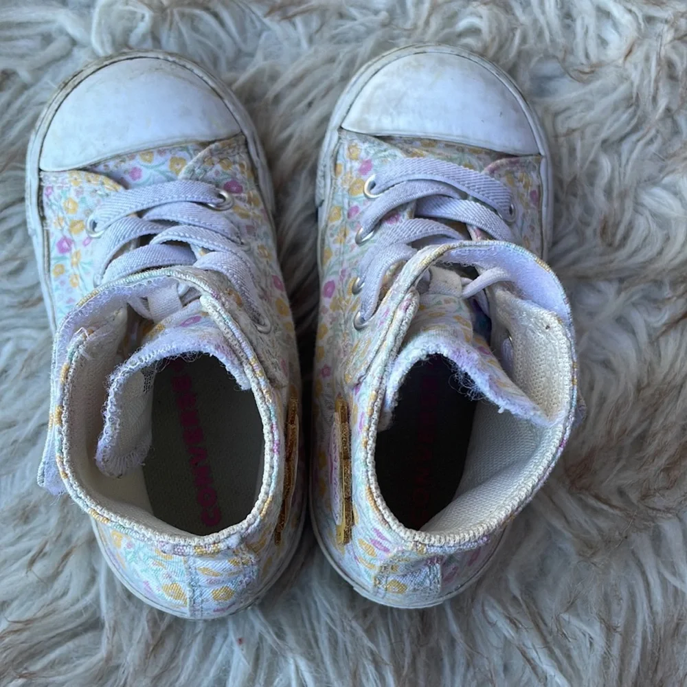 Converse Kids Sneakers - White with Floral Pattern - Picture 7 of 8